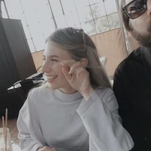 Meet your Posher, Jessica faye